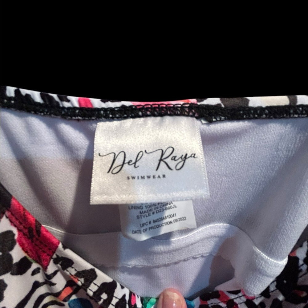 Del Raya 12 NWT Swimsuit - Picture 4 of 5